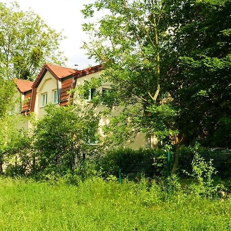 Campus Apartment Ernst Дрезден Екстериор снимка